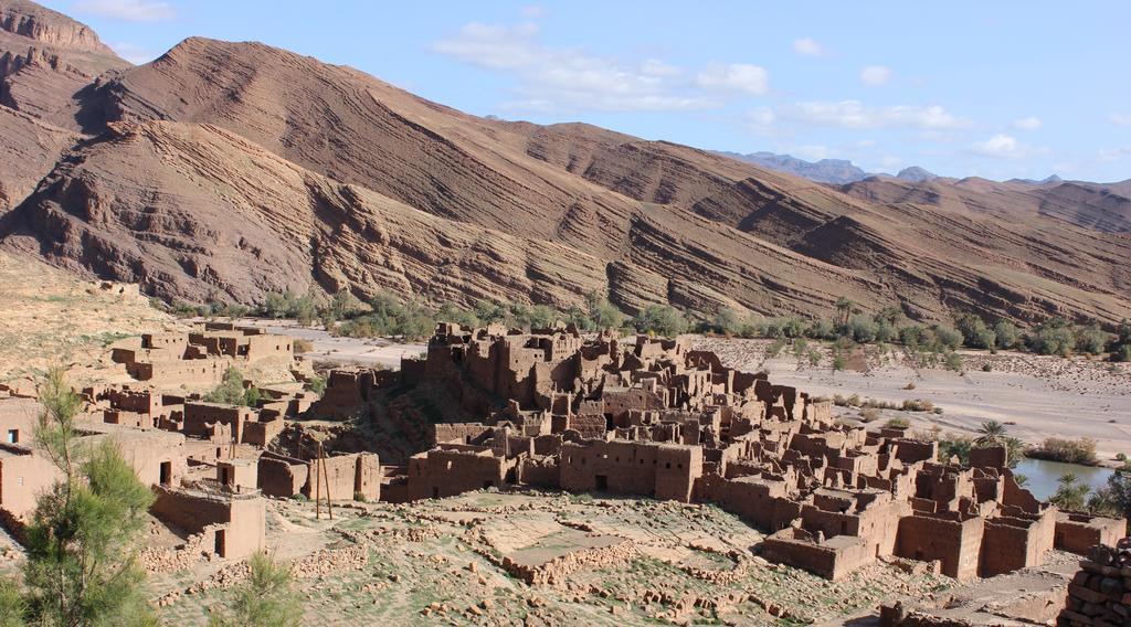 Kasbah Itrane Acomodação com café da manhã Tamnougalt Exterior foto