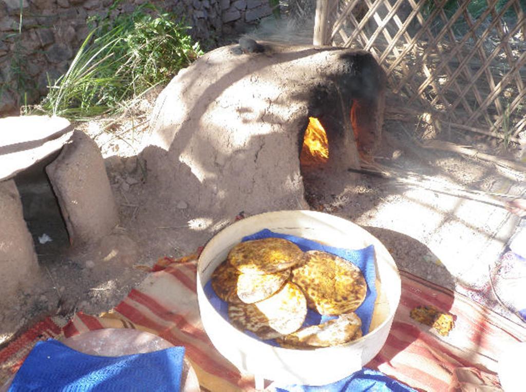 Kasbah Itrane Acomodação com café da manhã Tamnougalt Exterior foto